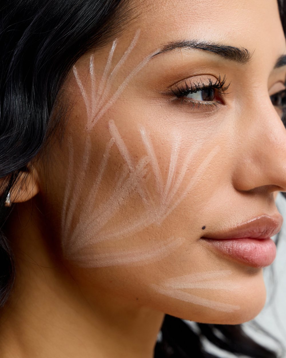 Facial mapping before a filler treatment